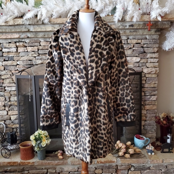 ❤️Last Chance !! Neiman Marcus Faux-Fur Leopard Faux-Leather Trim Coat - Picture 5 of 11
